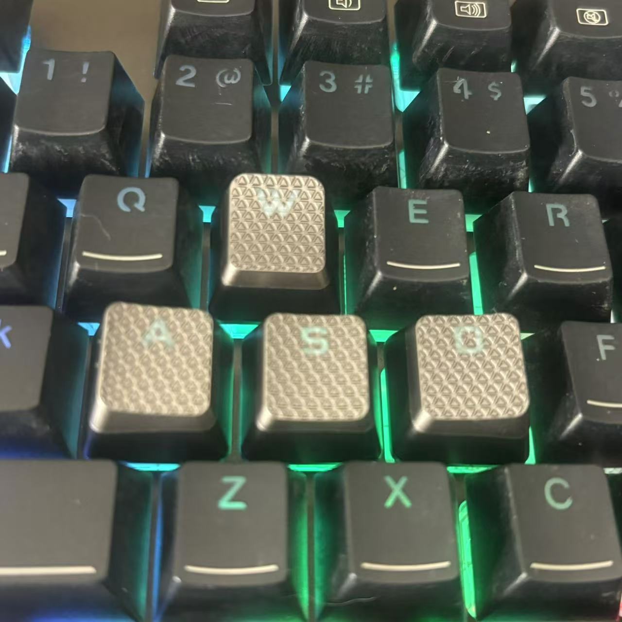 10 Backlit Keycaps for Corsair - đánh giá và giá Gaming Keyboard Corsair