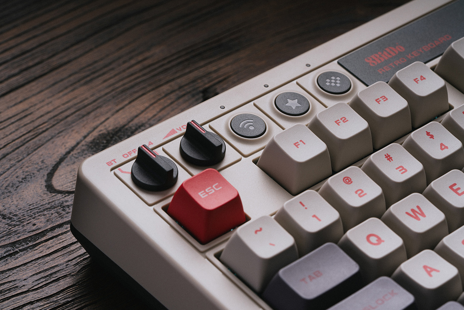 8Bitdo Retro Mechanical Keyboa - đánh giá và giá Gaming Keyboard Type C